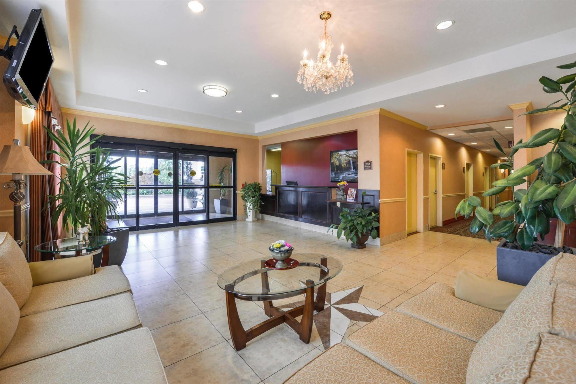 Americas Best Value & Suites-livingston Hotel 3*